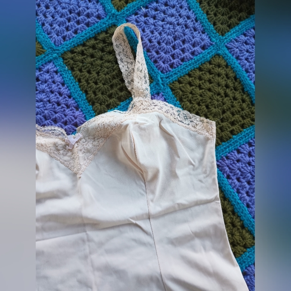 Vintage Olga Camisole - Picture 2 of 5